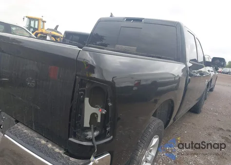 2023 Ram 1500 Classic Slt 4X4 5'7 Box z USA, uszkodzony, nr VIN 1C6RR7LG2PS519099